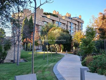 Penthouse with pool for sale in Calle SAGRADA FAMILIA