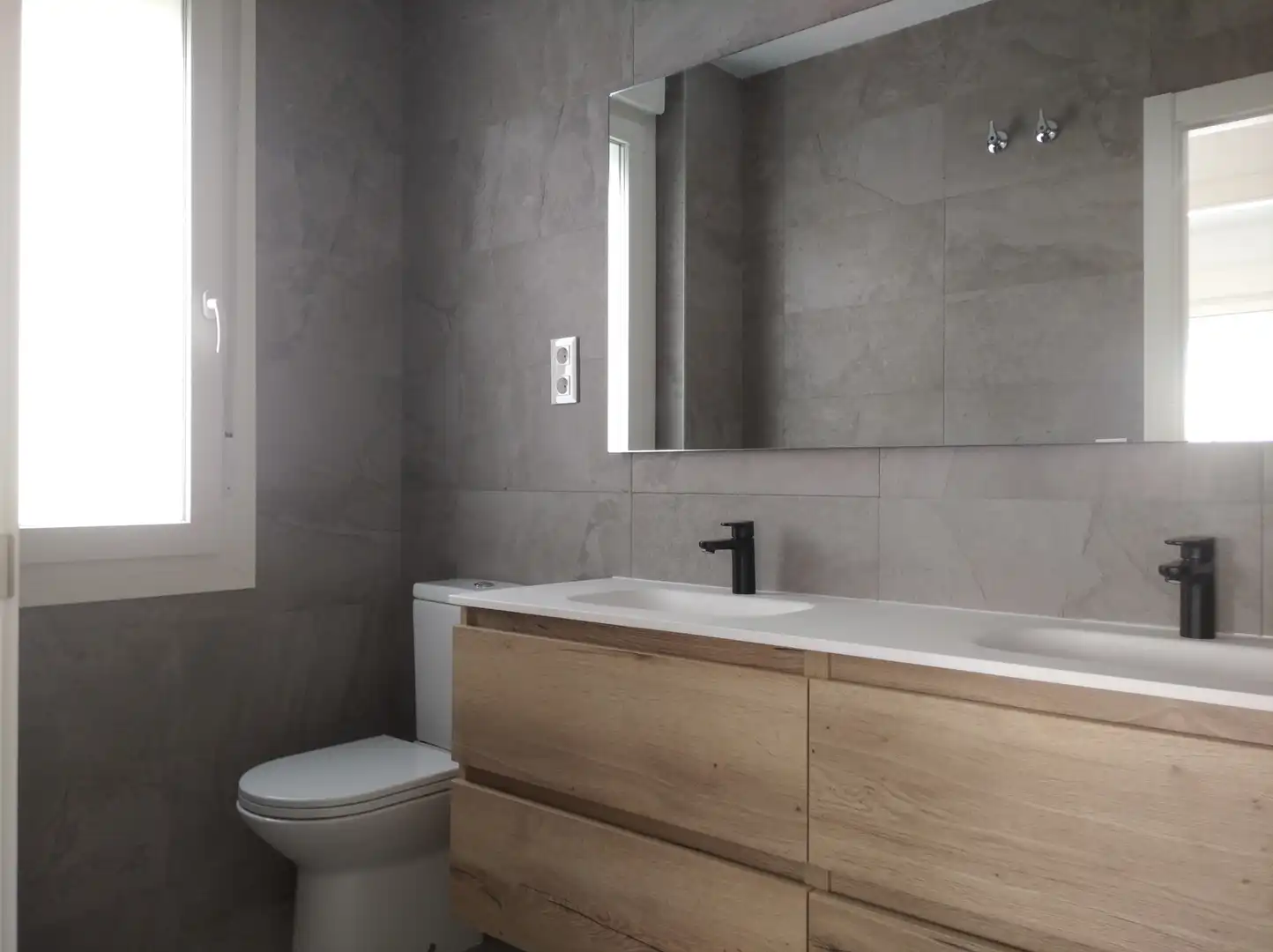 Baño de Casa o chalet en venta en Zaragoza con Aire acondicionado, Jardín privado y Terraza
