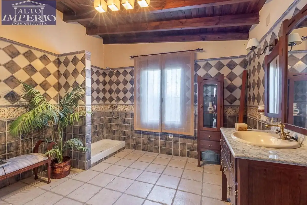 Villa mit Garten zum Verkauf in La Zubia Ciudad, imagen 10