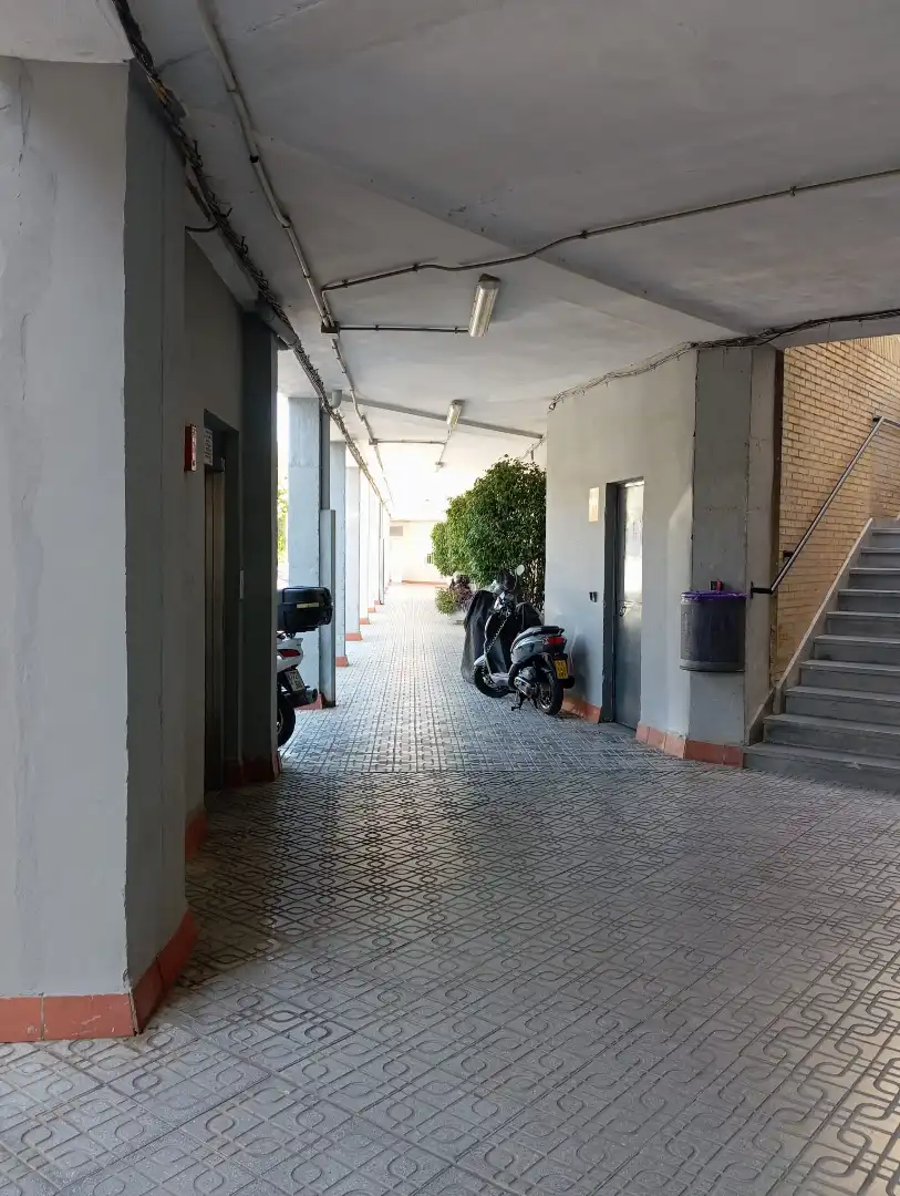 Parking of Flat for sale in Sevilla  with Air Conditioner, Private garden and Furnished