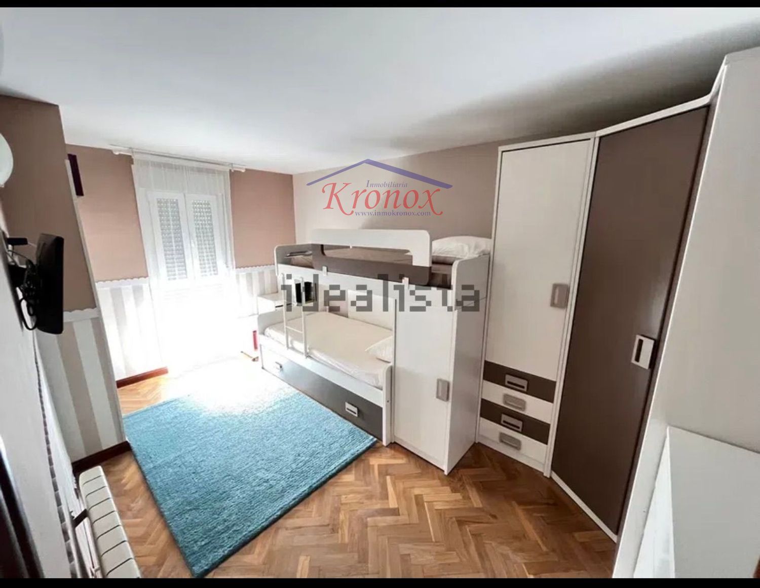 Bedroom of Flat for sale in  Madrid Capital  with Air Conditioner, Heating and Terrace