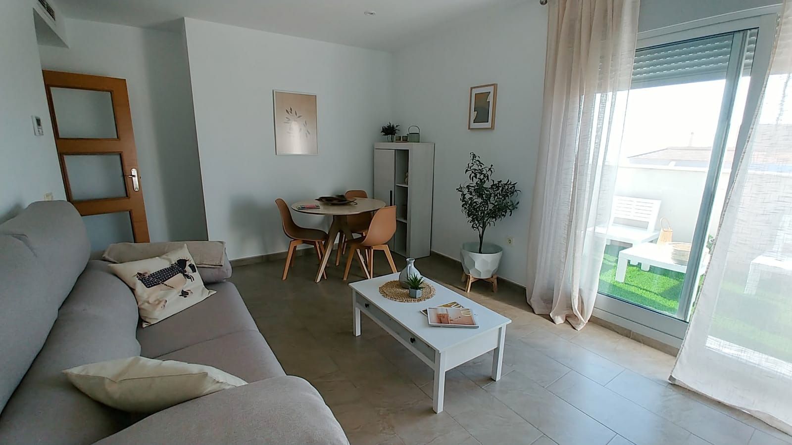 Living room of Attic to rent in Roquetas de Mar  with Air Conditioner, Private garden and Terrace