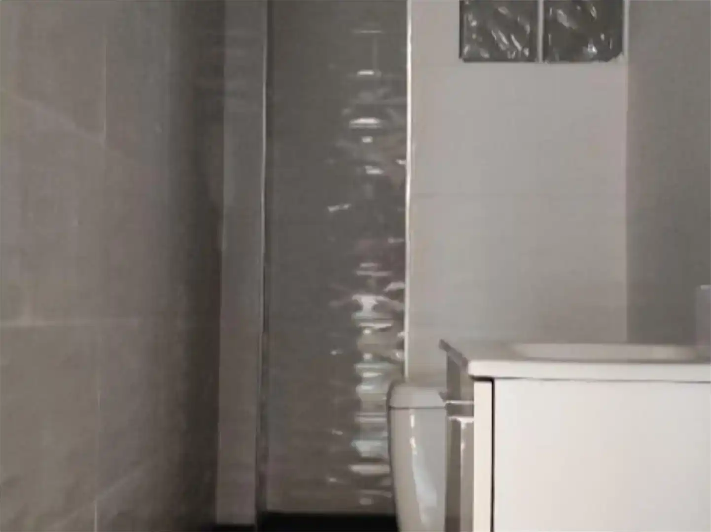 Baño de Oficina de alquiler en Alcalá de Henares