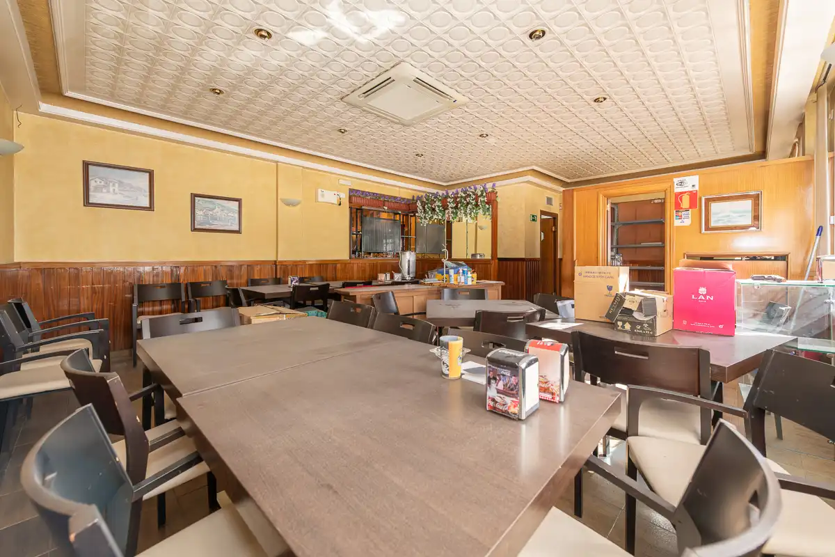 Local comercial en venta en Calle del Marqués de la Valdavia, imagen 7