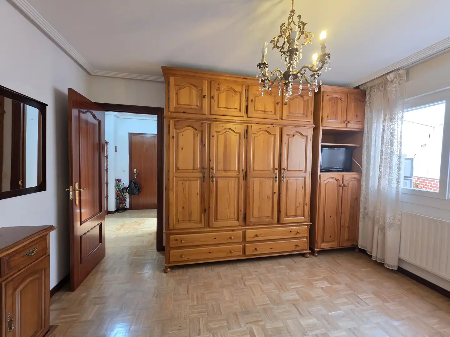Schlafzimmer von Wohnung zum Verkauf in Siero mit Heizung, Parkett und Terrasse