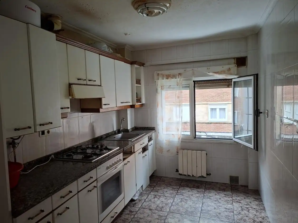 Küche von Wohnung zum Verkauf in Gijón  mit Terrasse