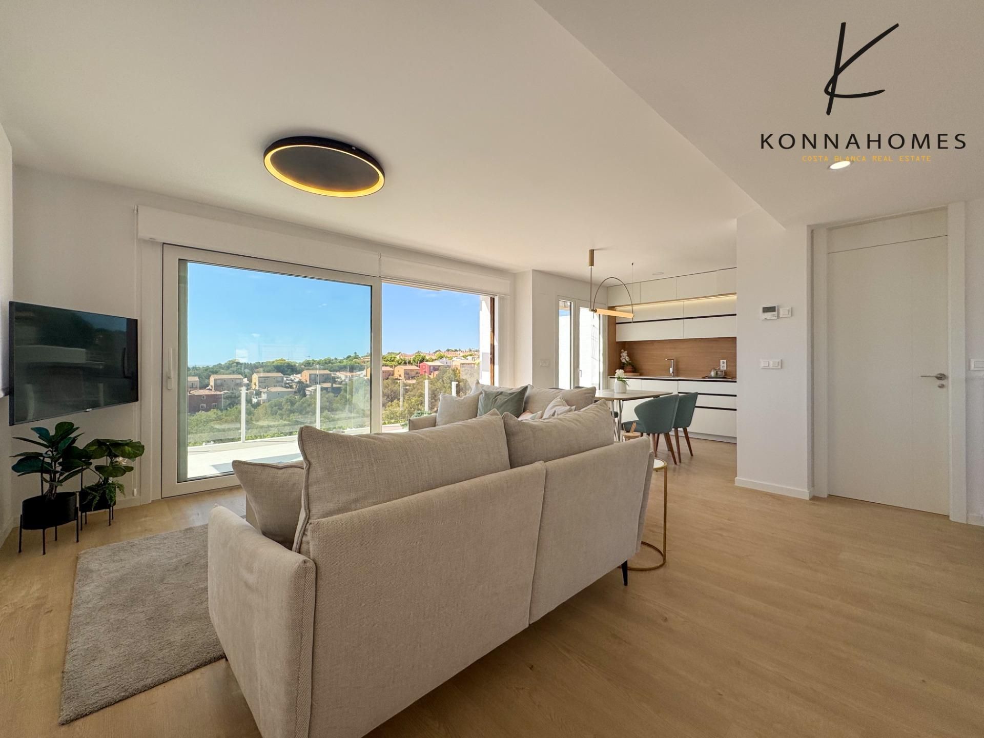 Sala de estar de Casa o chalet en venta en La Nucia con Aire acondicionado, Calefacción y Jardín privado