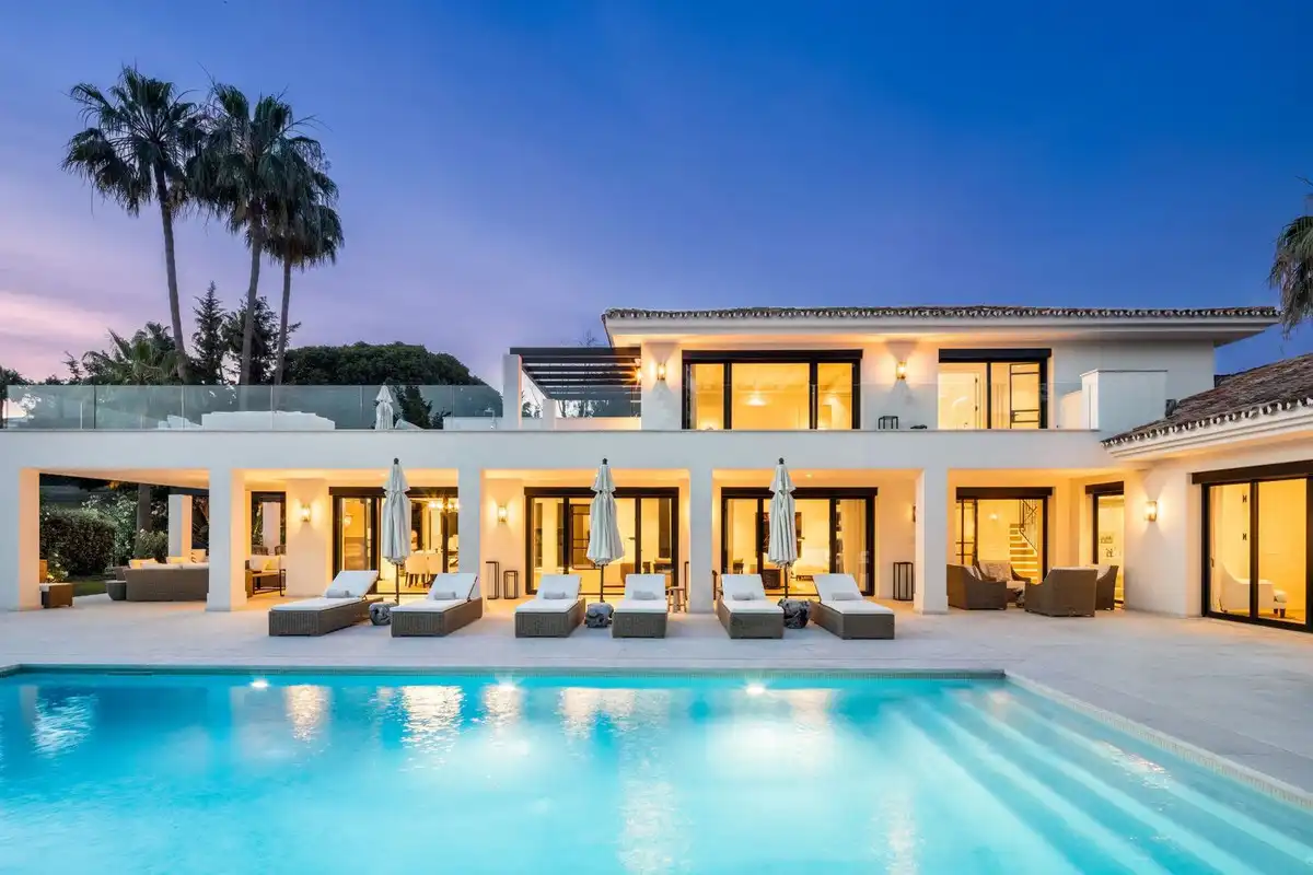 Chalet con piscina en venta en Nueva Andalucía, imagen 10