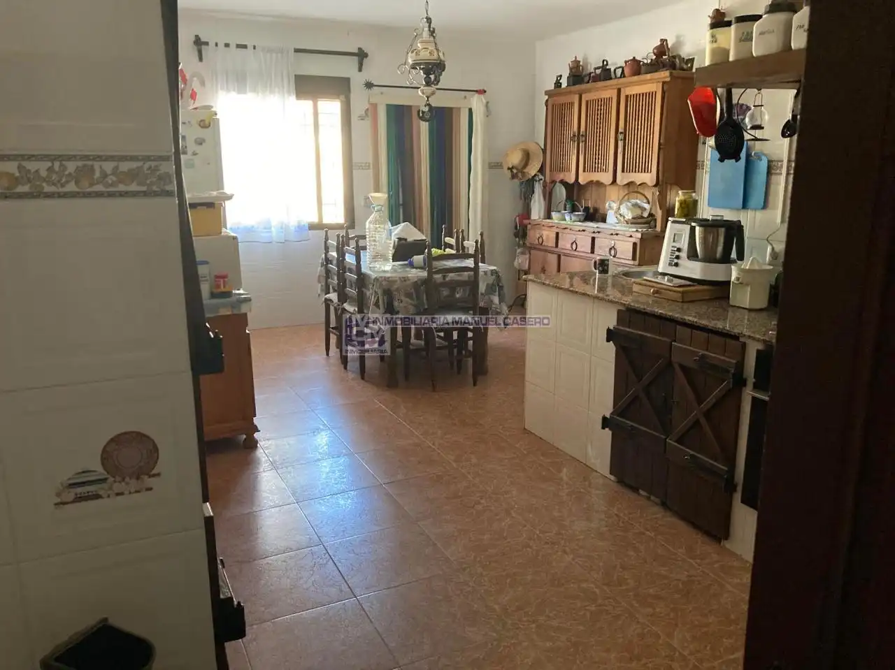Cuina de Casa o xalet en venda en Cáceres amb Calefacció, Jardí privat i Terrassa
