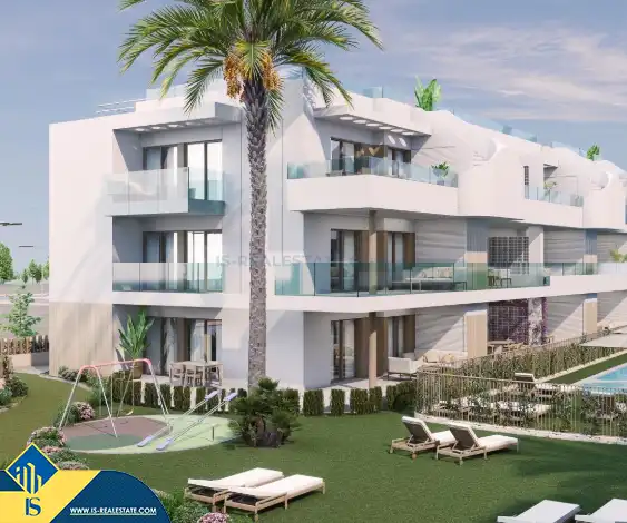 Apartamento con terraza en venta en Pilar de la Horadada ciudad