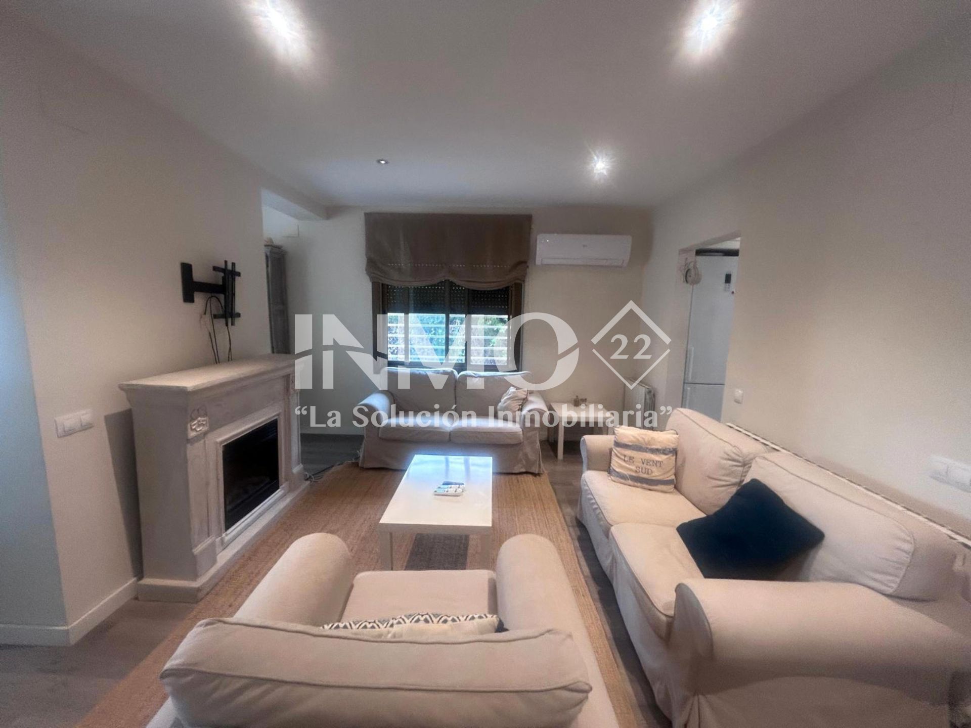 Sala d'estar de Casa o xalet en venda en Mont-roig del Camp amb Aire condicionat, Calefacció i Jardí privat