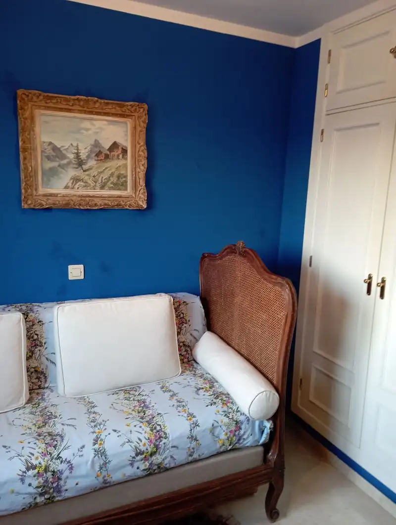 Dormitori de Casa adosada en venda en Marbella amb Aire condicionat, Terrassa i Piscina