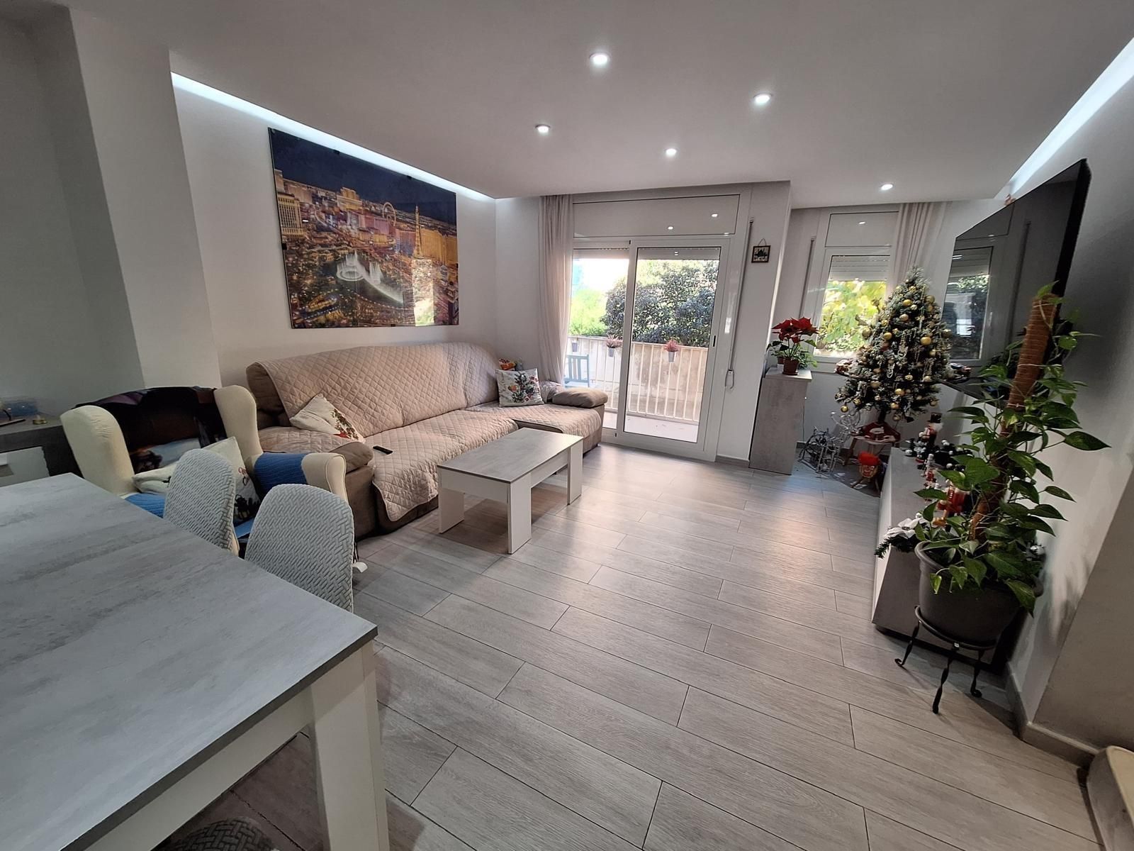 Wohnzimmer von Wohnung zum verkauf in Santa Margarida de Montbui mit Klimaanlage, Heizung und Terrasse