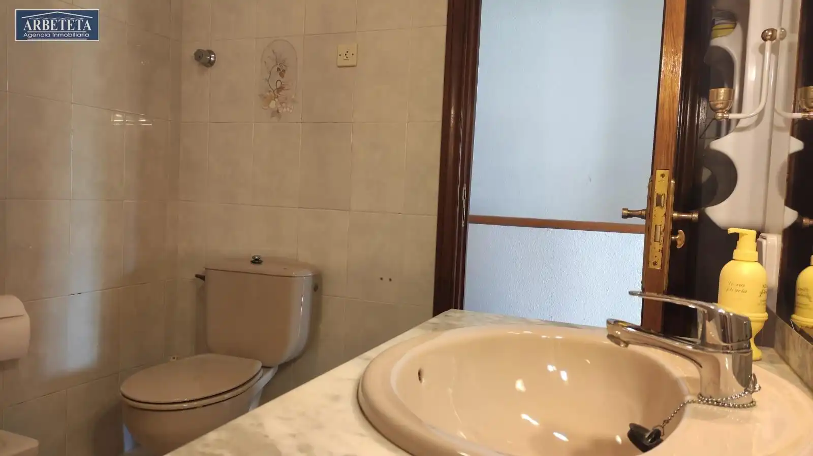 Baño de Finca rústica en venta en Sacecorbo con Calefacción, Terraza y Balcón