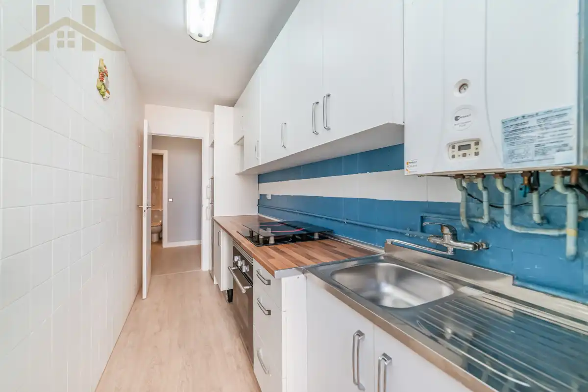 Kitchen of Flat for sale in Leganés  with Heating, Terrace and Storage room
