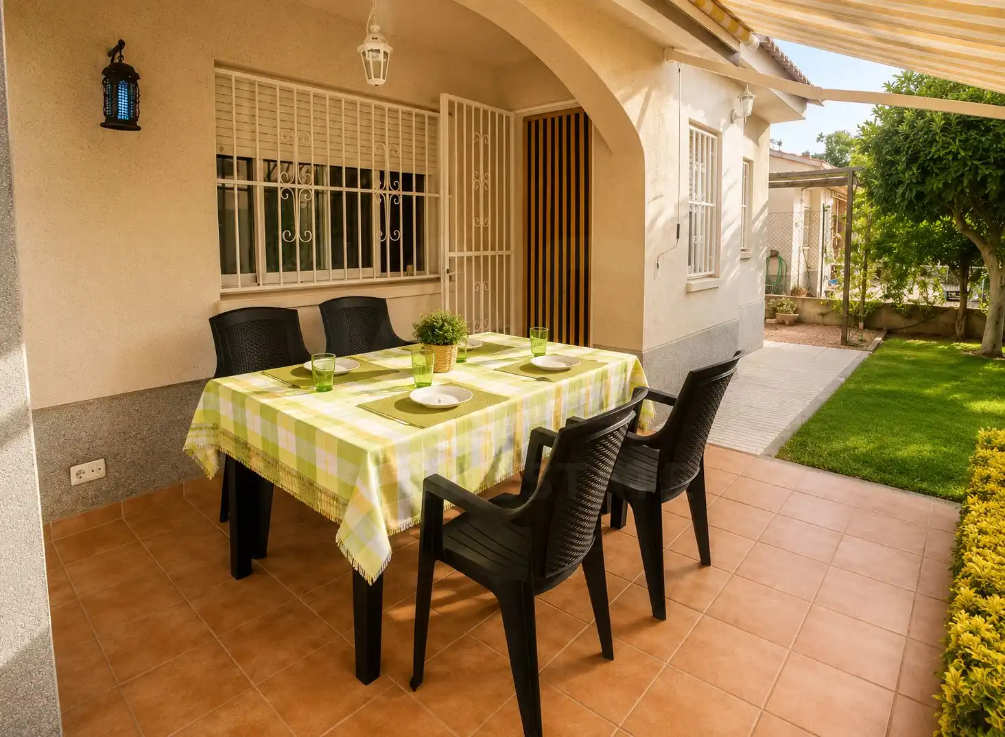 Terraza de Casa adosada en venta en Cubelles con Aire acondicionado y Piscina