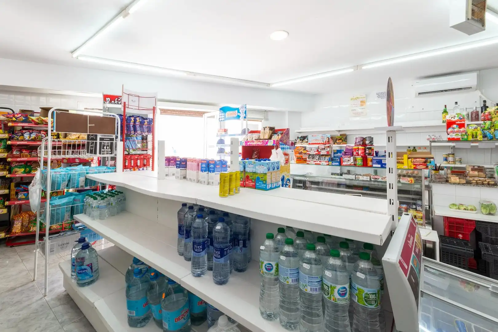 Local comercial en venta en Avenida Bernardo Sala 4, imagen 2