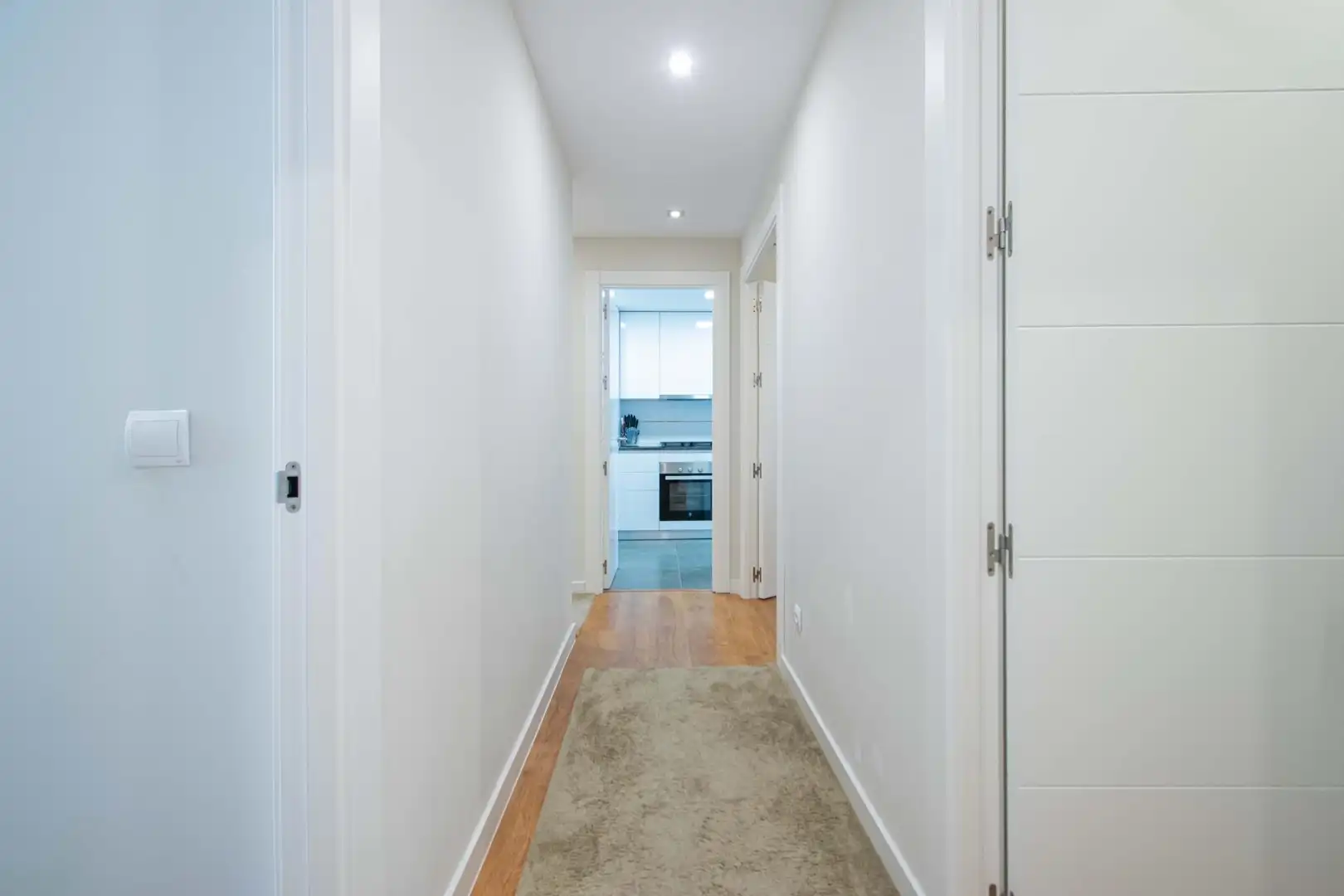 Wohnung zum Verkauf in Sevilla mit Klimaanlage, Heizung und Terrasse