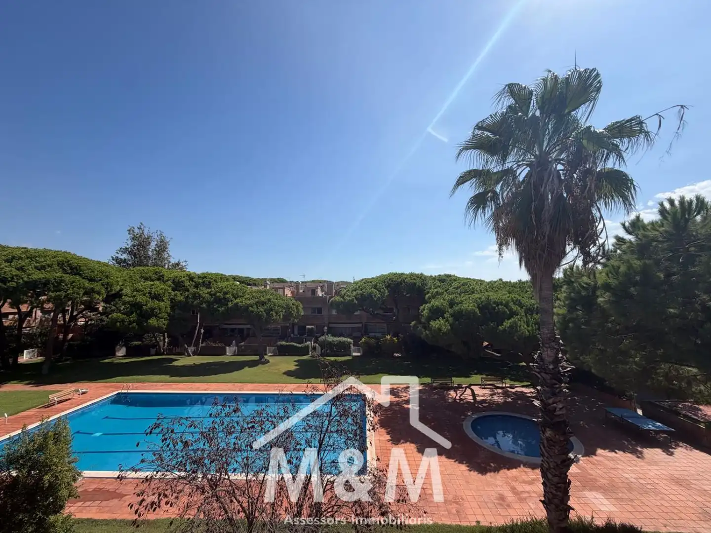 Casa a schiera con piscina in affitto a La Pineda, imagen 2