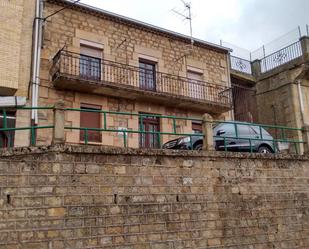 Vista exterior de Casa adosada en venda en Quintanar de la Sierra amb Terrassa i Balcó