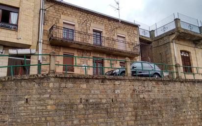 Vista exterior de Casa adosada en venda en Quintanar de la Sierra amb Terrassa i Balcó