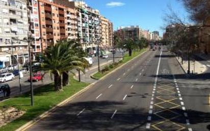 Exterior view of Flat for sale in  Valencia Capital  with Air Conditioner