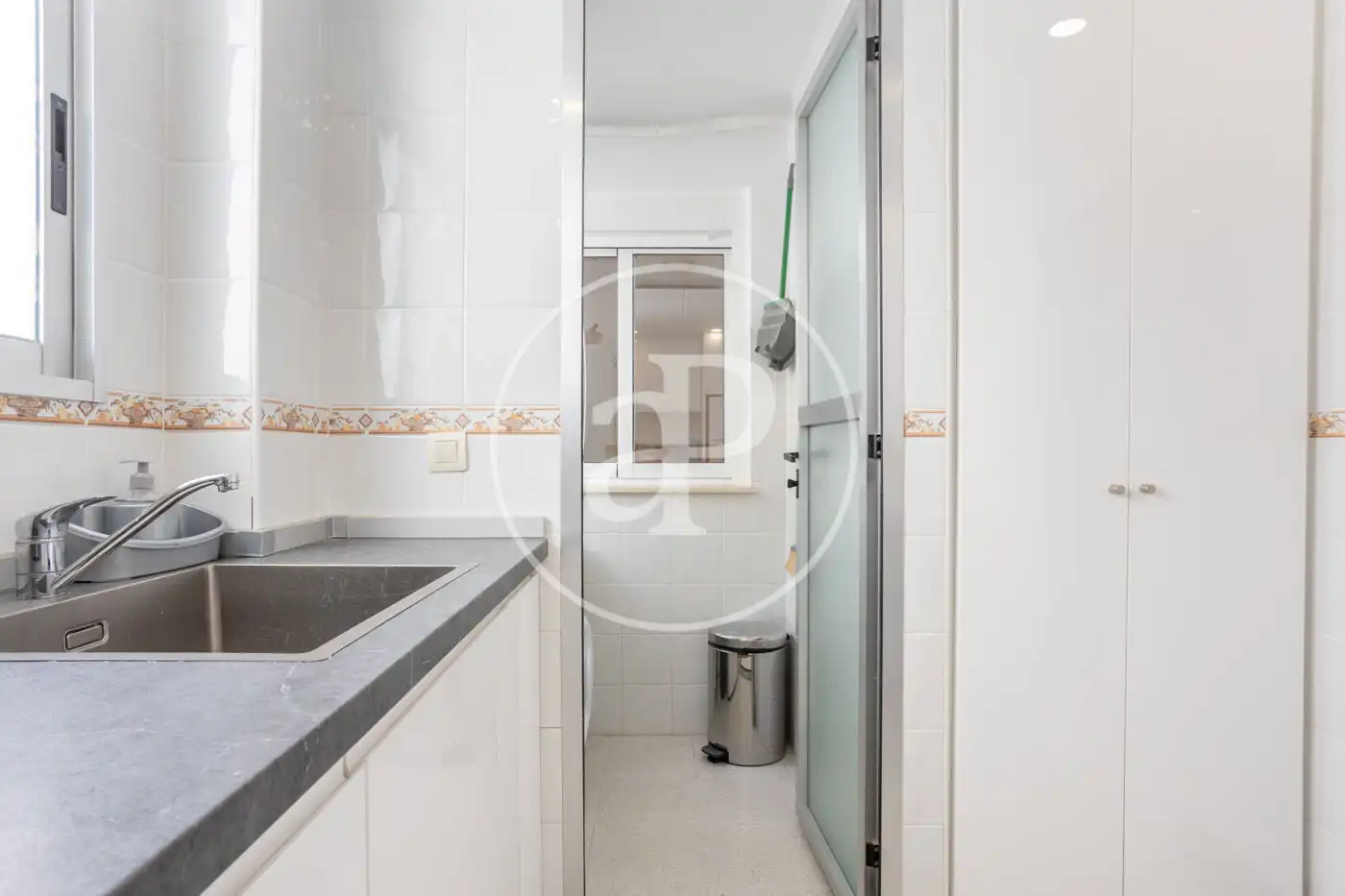 Bathroom of Flat for sale in Sueca  with Air Conditioner, Heating and Balcony