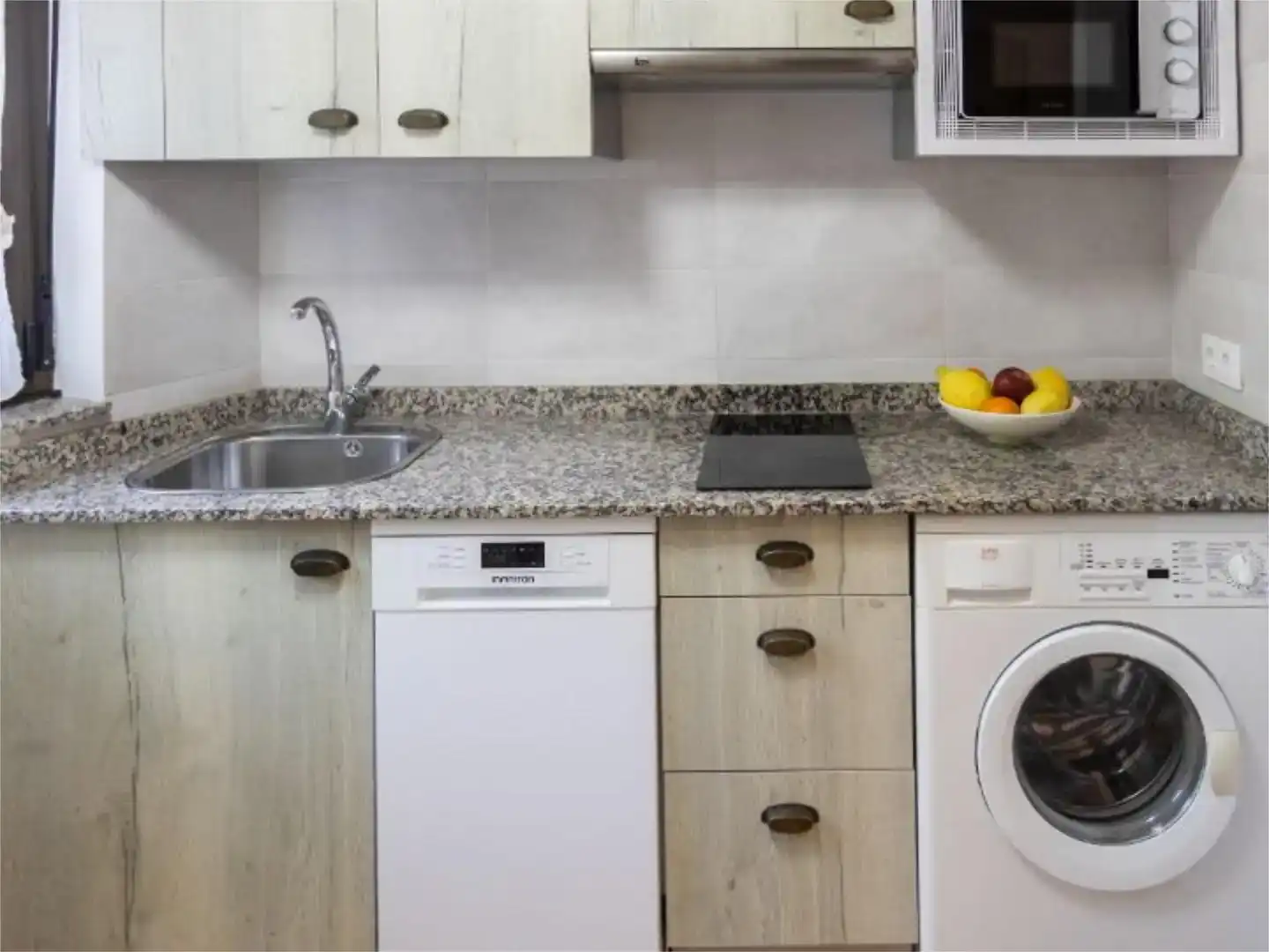 Küche von Wohnung zum Verkauf in Llanes mit Balkon