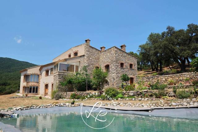 Finca rústica en Venta en La Jonquera