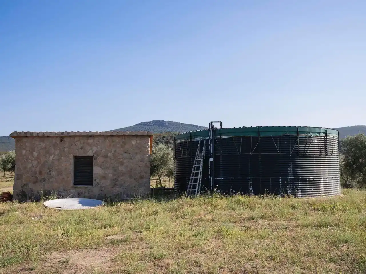 Vista exterior de Finca rústica en venda en Garvín amb Aire condicionat, Jardí privat i Piscina