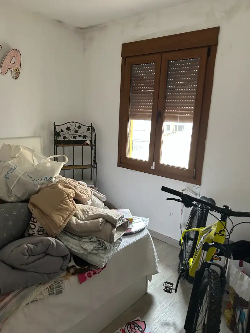 Habitación de Casa o chalet en venta en Vigo  con Amueblado
