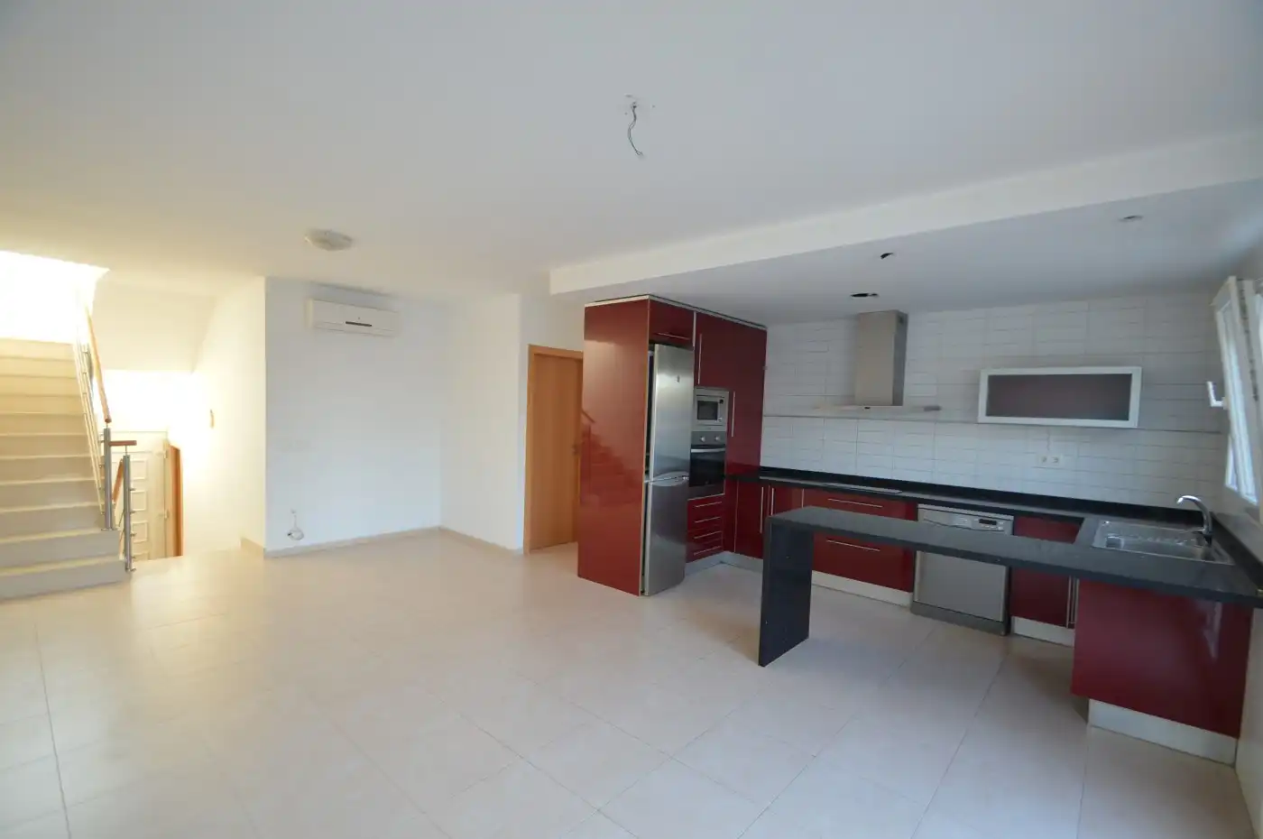 Cuina de Casa o xalet en venda en Vinaròs amb Aire condicionat, Terrassa i Forn
