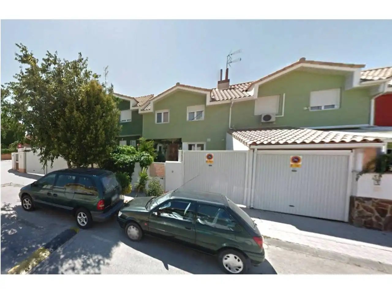 Vista exterior de Casa adosada en venta en Ontígola con Jardín privado