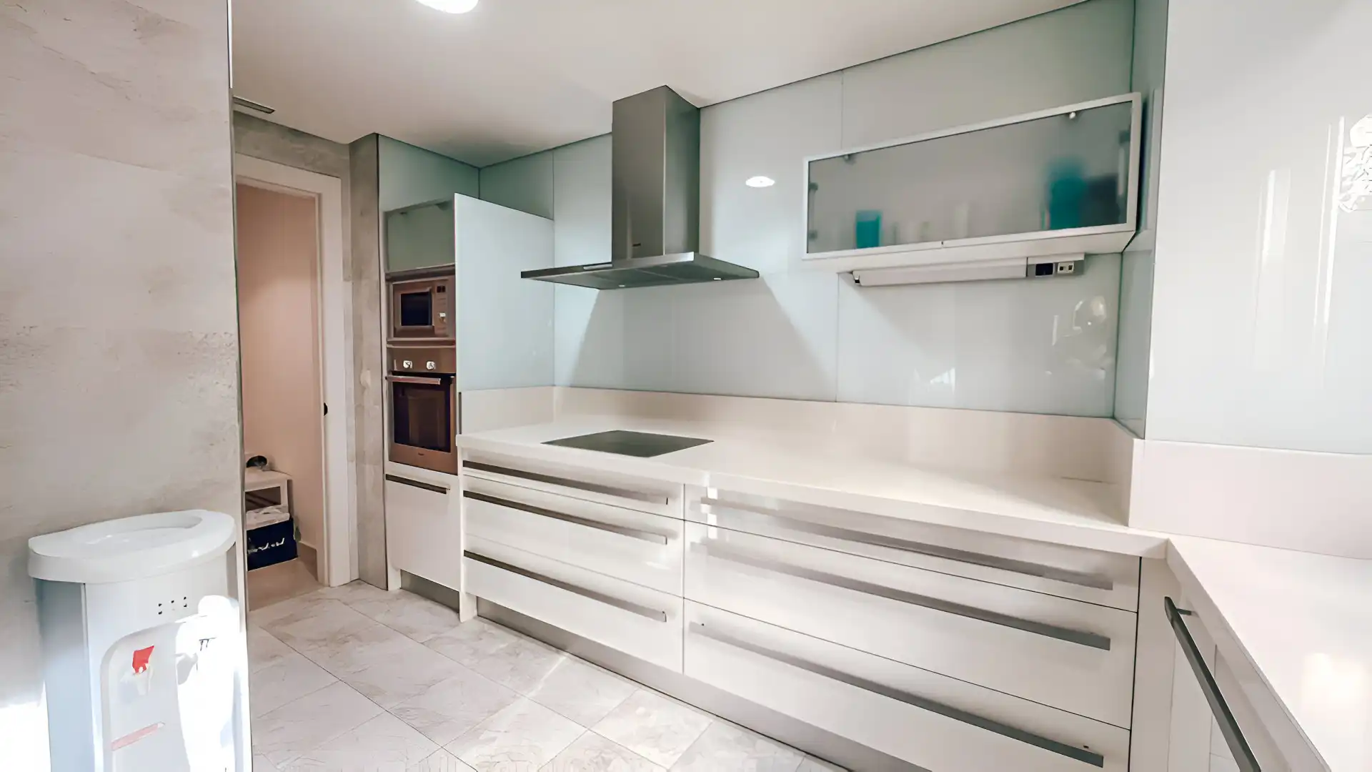 Apartamento con piscina en venta en Marbella Centro, imagen 21