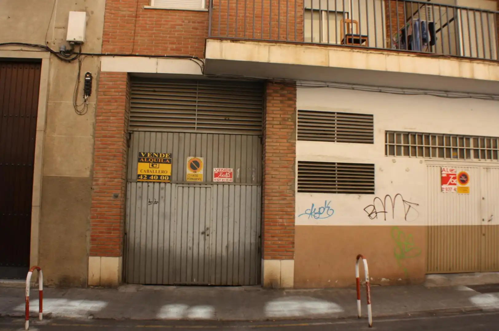 Vista exterior de Garaje de alquiler en Zona Sur - Av. de España - San Miguel