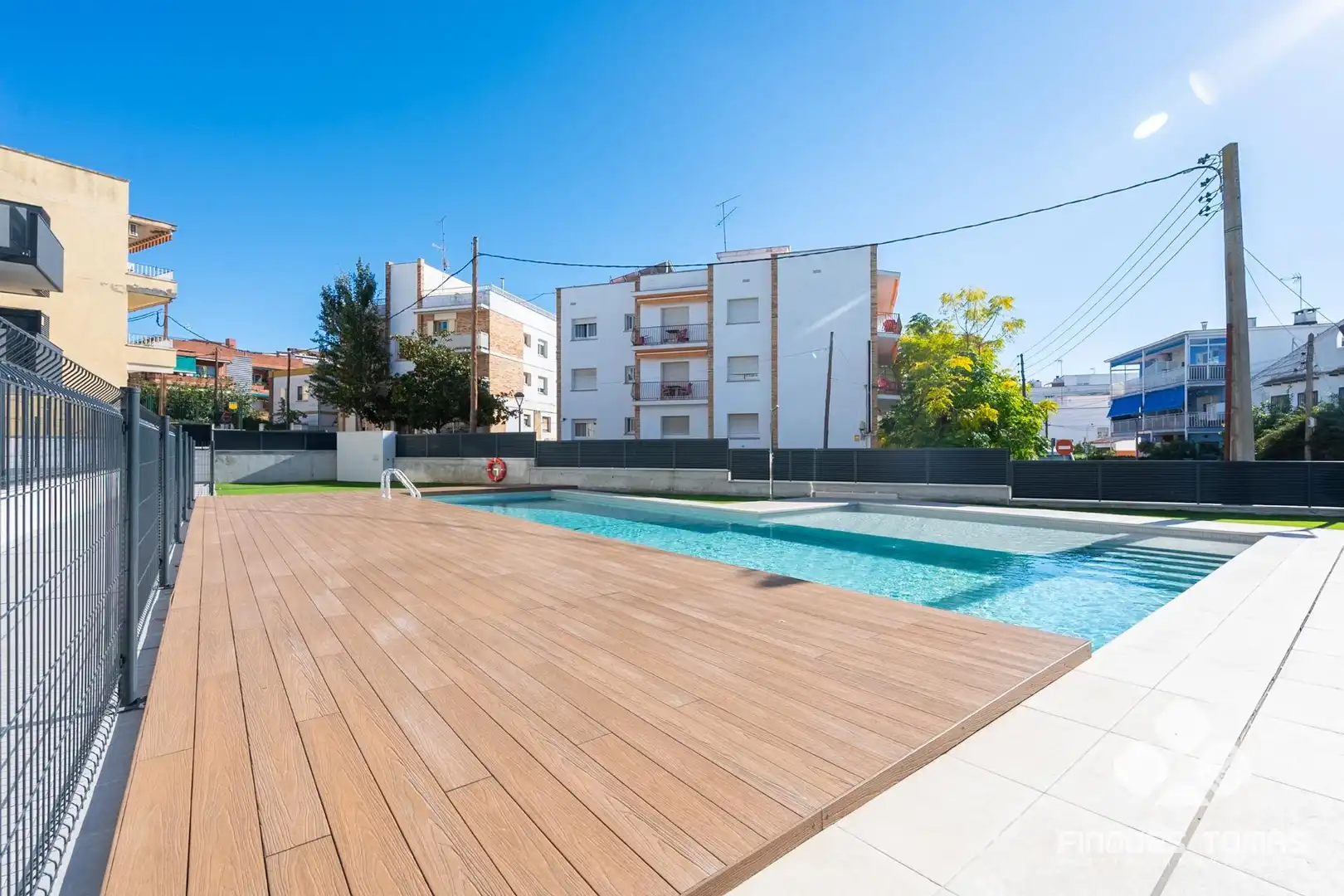 Piscina de Pis en venda en Cubelles amb Terrassa, Balcó i Piscina comunitària