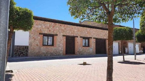 Foto 3 von Fabrikhallen zum Verkauf in C/ Cristóbal Colón, Lillo, Toledo