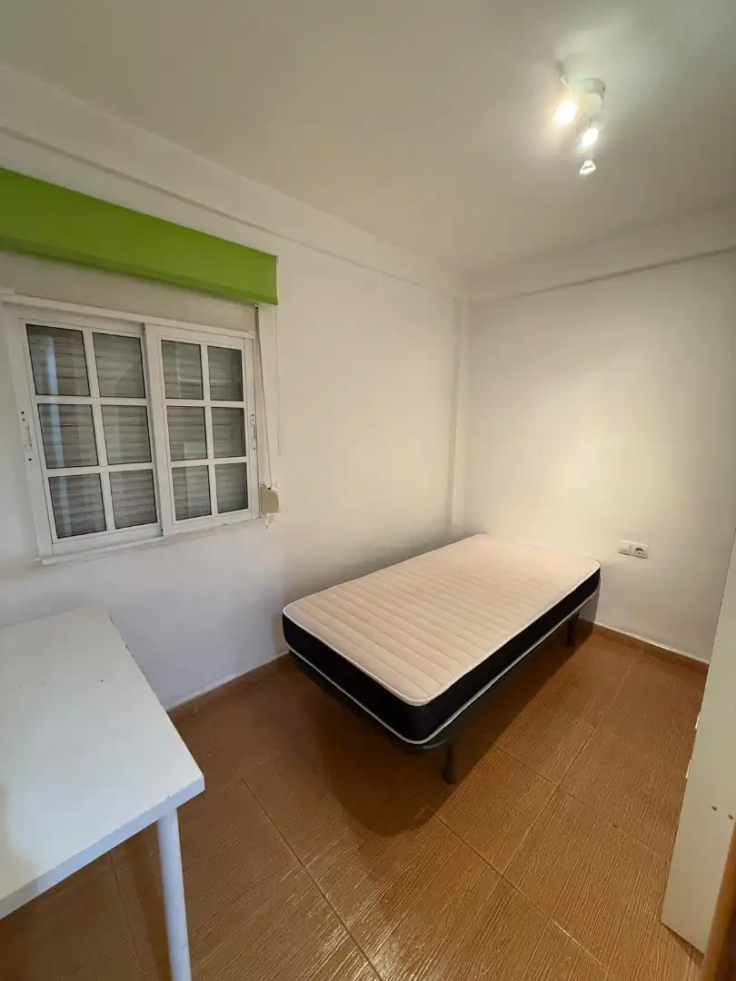 Bedroom of Flat for sale in Ciudad Jardín