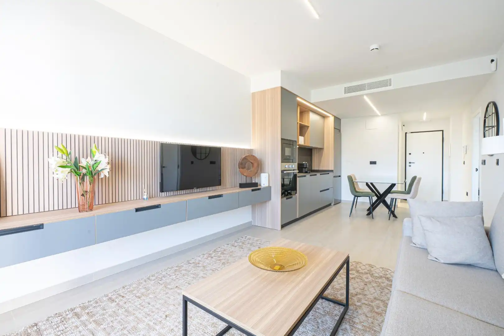 Sala de estar de Piso en venta en Vera con Terraza y Piscina comunitaria