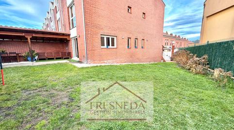 Foto 5 de Casa adosada en venta en La Fresneda, Siero