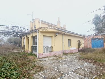 Detached house for sale in Husillos