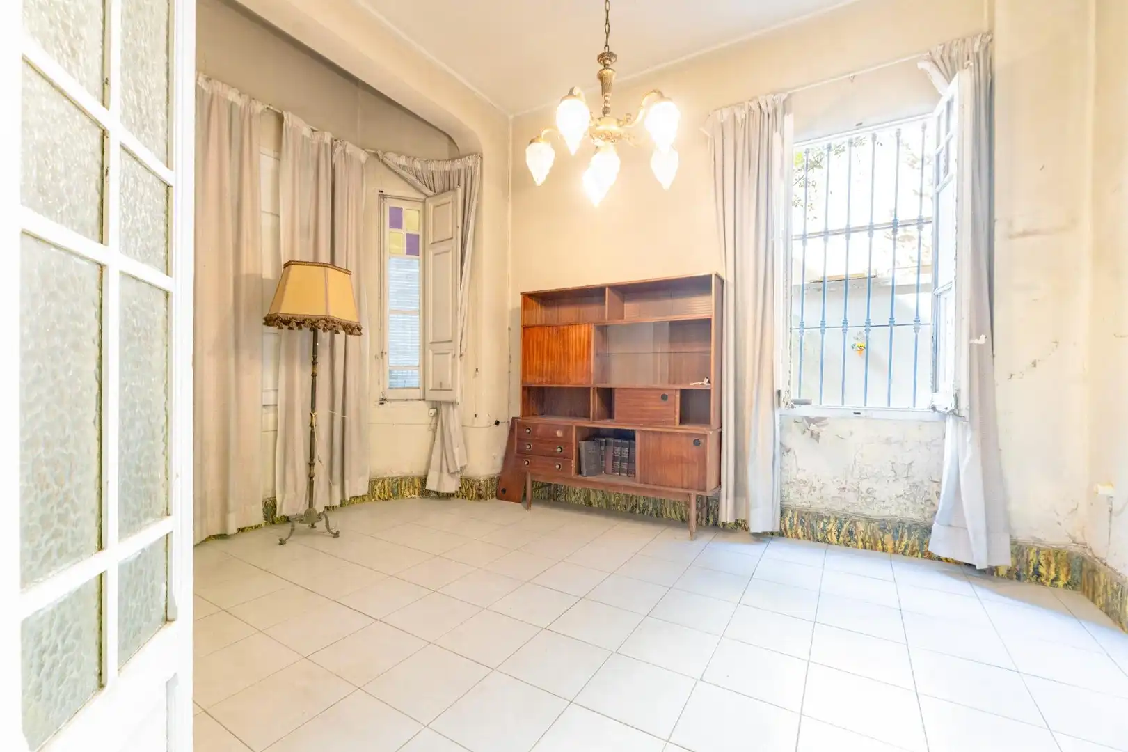 Sala d'estar de Casa o xalet en venda en Valencia amb Jardí privat i Terrassa