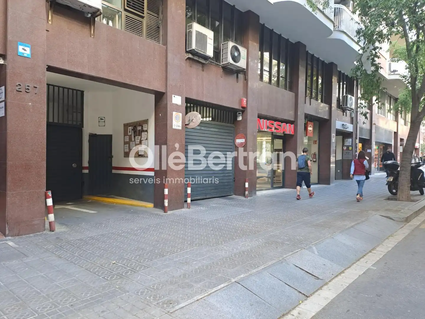 Vista exterior de Garaje en venta en Barcelona
