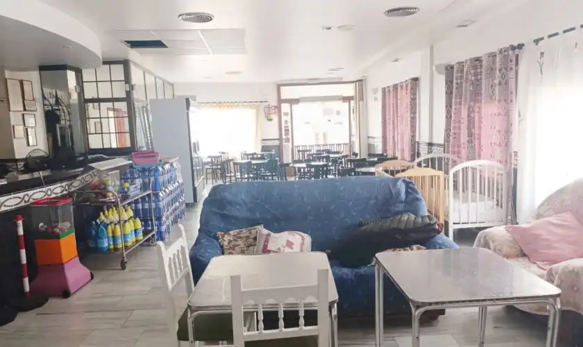 Local de alquiler en Carboneras con Aire acondicionado y Calefacción