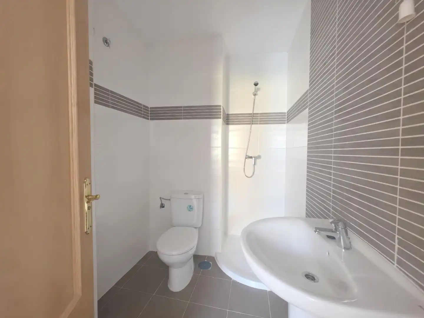 Baño de Piso en venta en Niharra con Calefacción