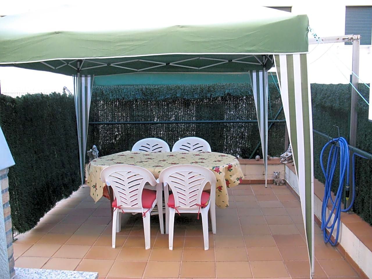Terrassa de Apartament en venda en Cuzcurrita de Río Tirón amb Terrassa, Traster i Piscina