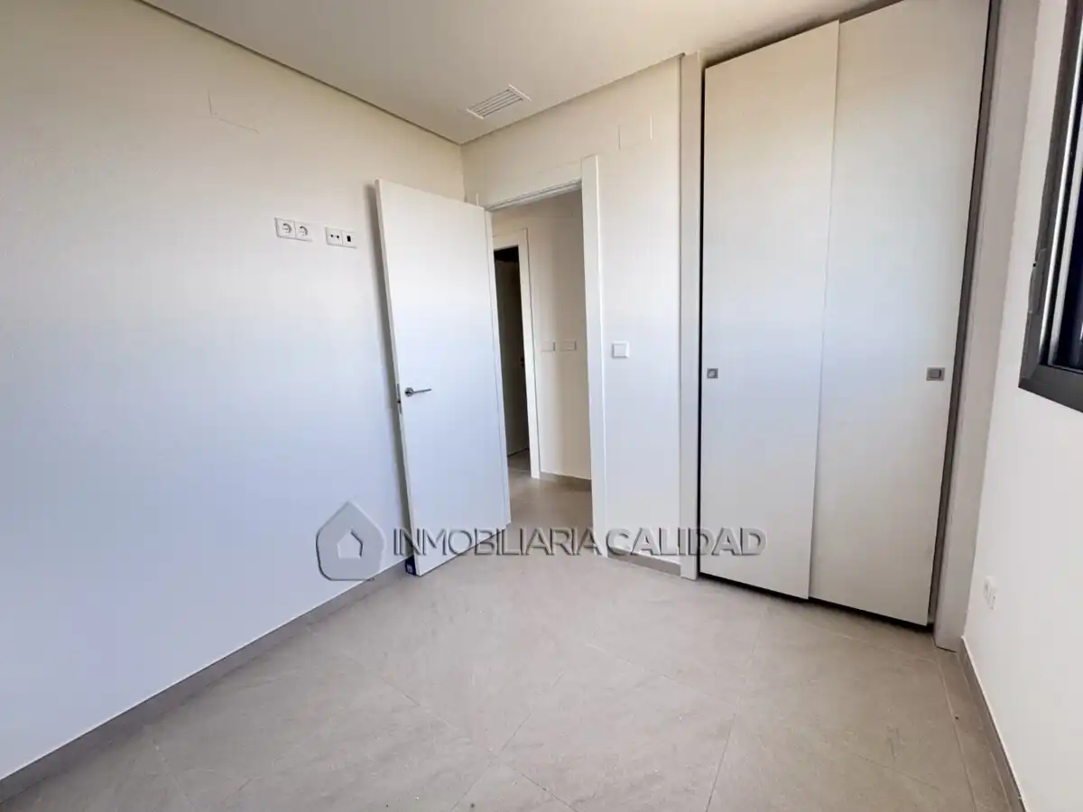 Habitación de Piso en venta en Santa Pola con Calefacción, Trastero y Piscina