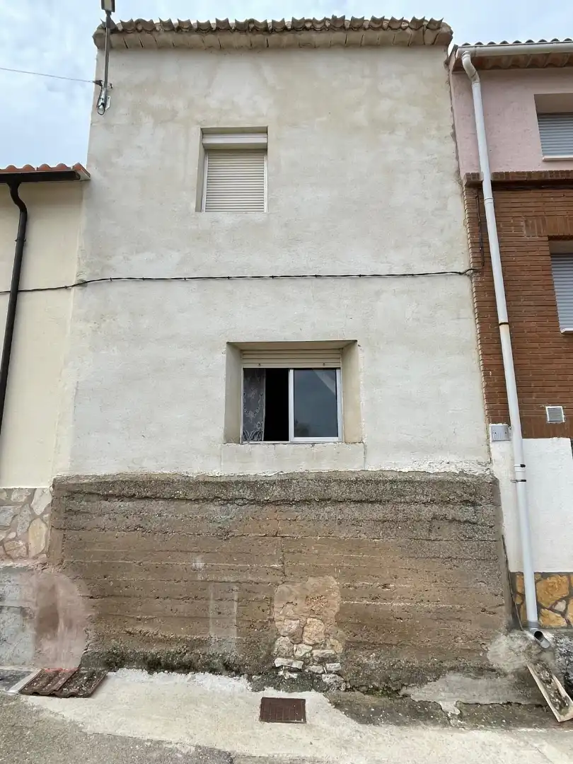 Außenansicht von Country house zum Verkauf in Royuela de Río Franco mit Parkett und Abstellraum