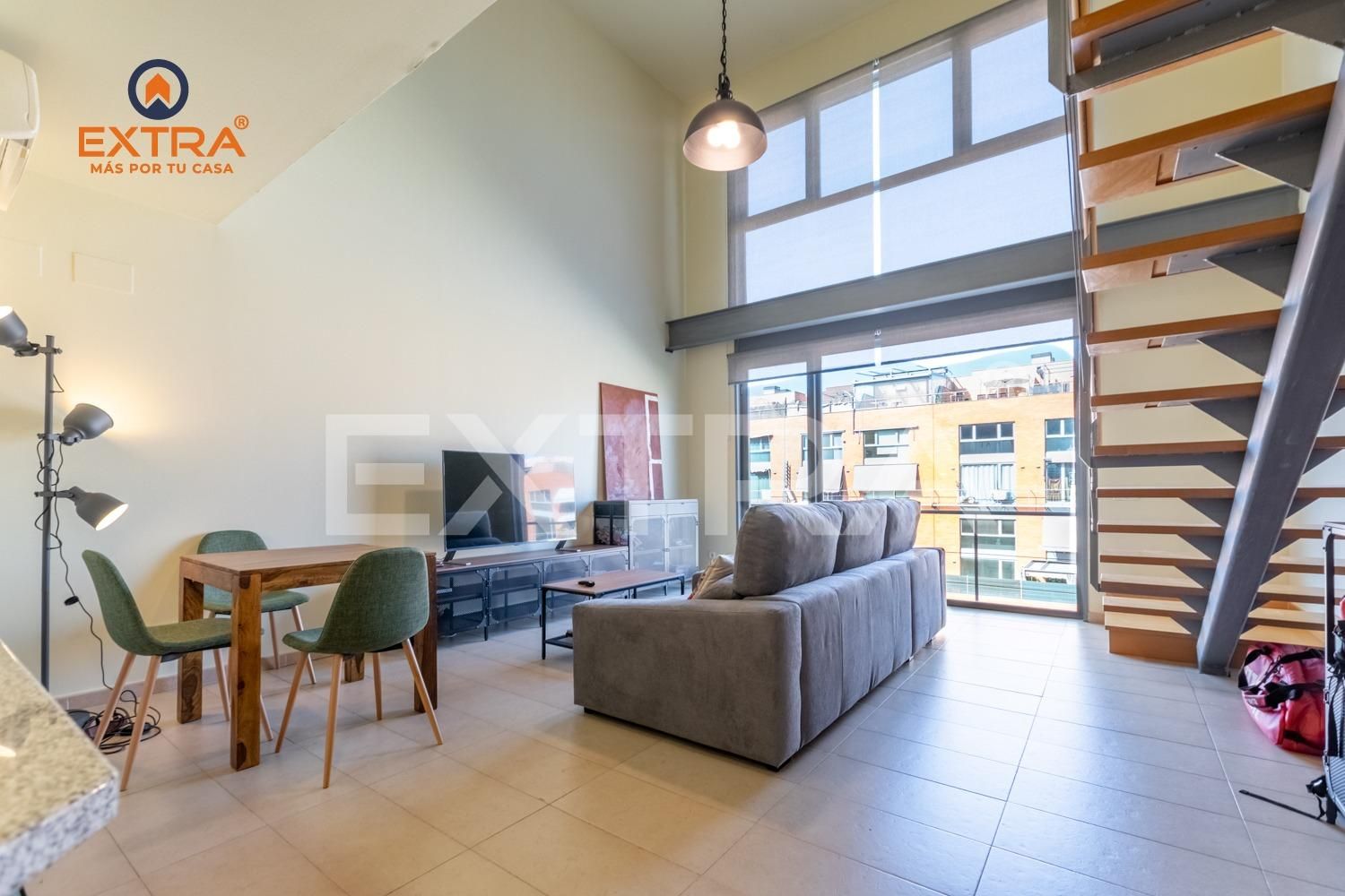 Sala d'estar de Dúplex en venda en Alcorcón amb Aire condicionat, Calefacció i Terrassa