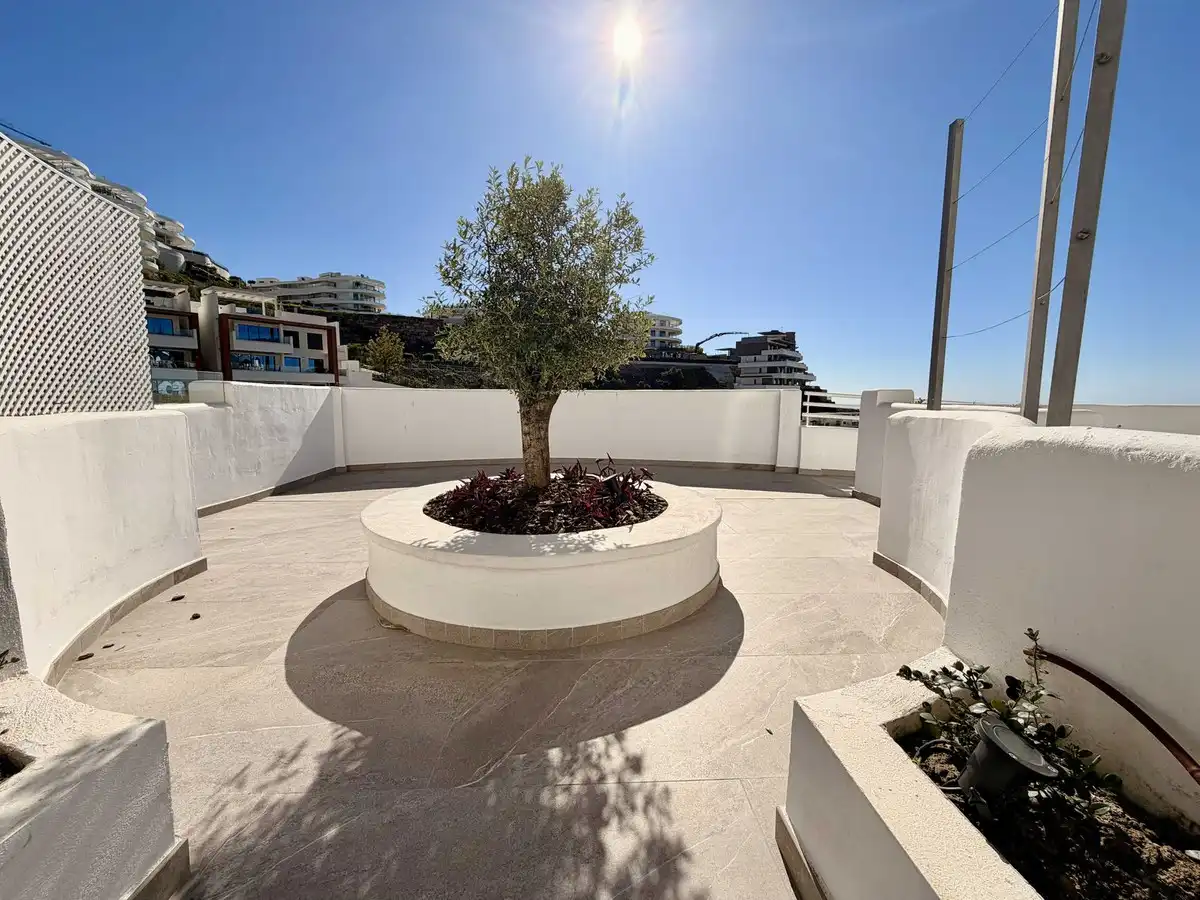 Terraza de Piso en venta en Benahavís con Aire acondicionado y Terraza